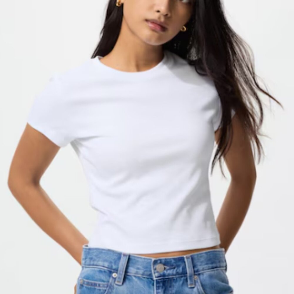 Uniqlo mini white cotton T-shirt, size S